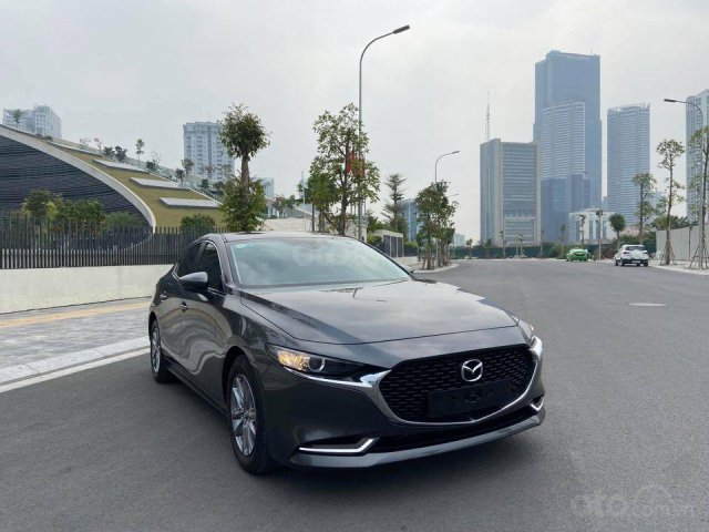 Bán gấp ô tô Mazda 3 Luxury sản xuất 2020, màu xám, siêu lướt siêu đẹp, biển tỉnh0