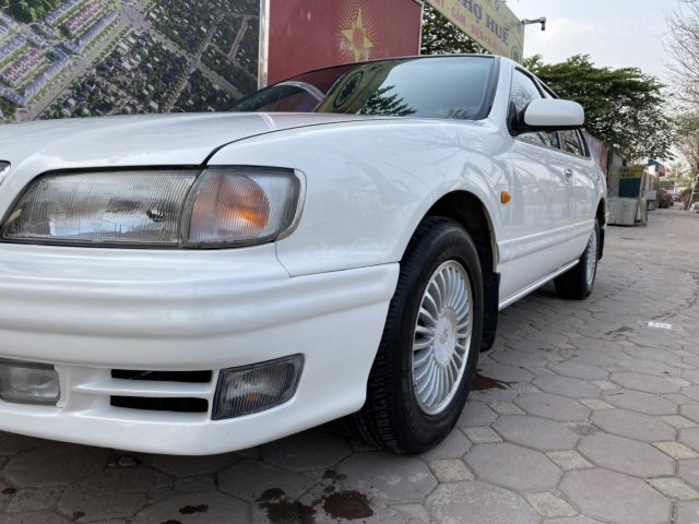 Cần bán Nissan Cefiro năm 1998, màu trắng, chính chủ giá tốt0