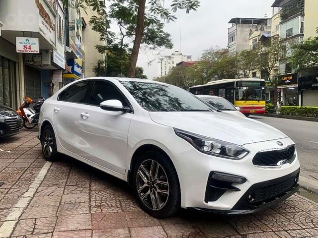 Bán Kia Cerato 1.6 AT Luxury sản xuất năm 2020, màu trắng