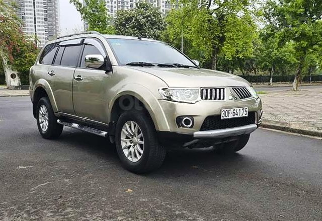 Cần bán xe Mitsubishi Pajero Sport năm sản xuất 2012, 480tr