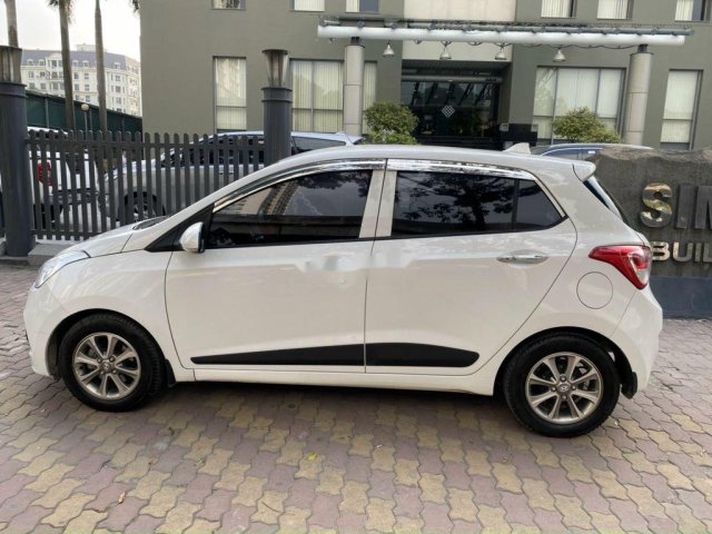 Cần bán gấp Hyundai Grand i10 sản xuất năm 2015, xe nhập, giá tốt0