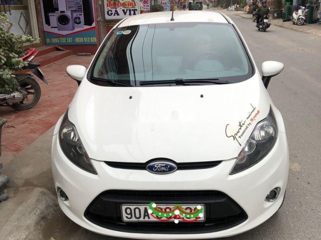 Cần bán gấp Ford Fiesta năm 2011 giá cạnh tranh0