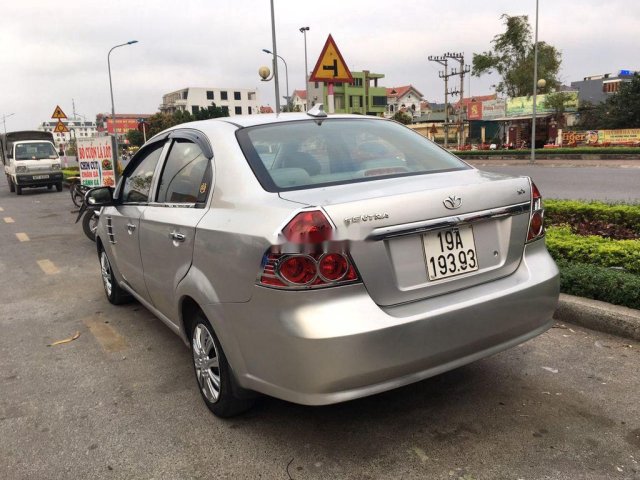 Cần bán gấp Daewoo Gentra năm 2009 còn mới, giá tốt