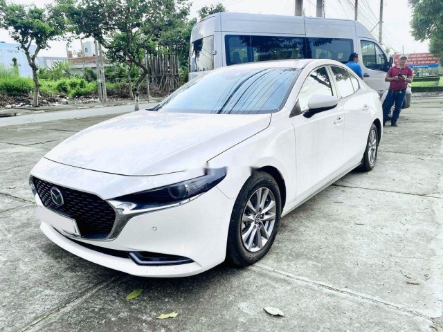 Bán Mazda 3 năm sản xuất 2020, xe chính chủ, giá thấp