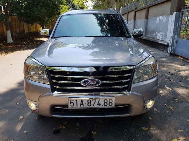 Bán xe Ford Everest sản xuất năm 2010 còn mới, giá chỉ 425 triệu