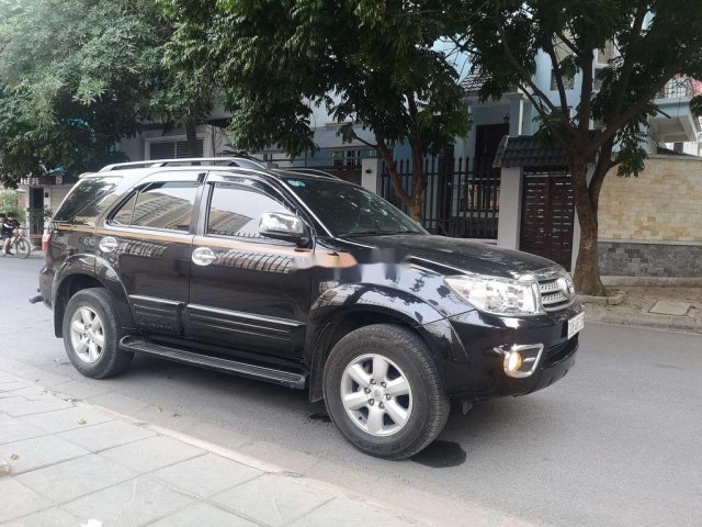 Bán Toyota Fortuner sản xuất 2009 còn mới0