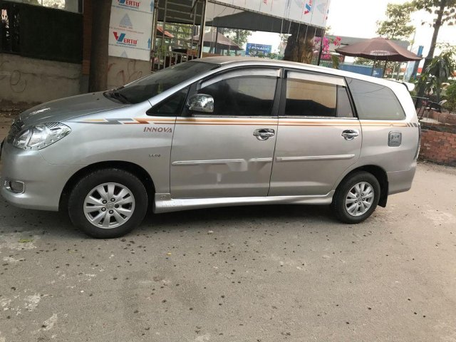 Xe Toyota Innova sản xuất 2010 còn mới, 286 triệu0