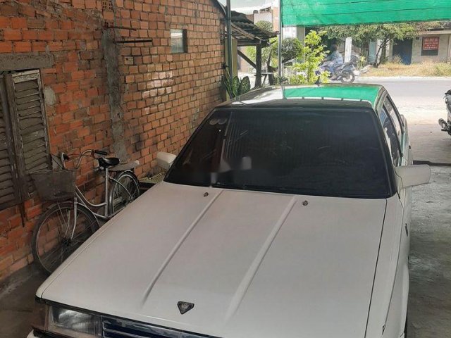 Cần bán xe Toyota Camry năm 1993, màu trắng, nhập khẩu chính chủ, giá 52tr