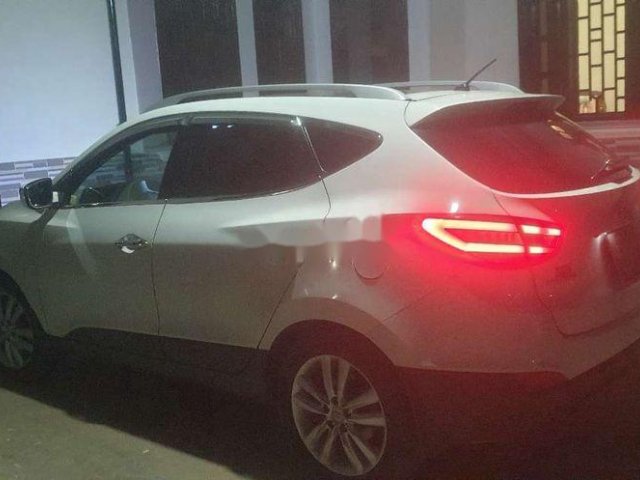 Cần bán Hyundai Tucson năm 2011, nhập khẩu còn mới