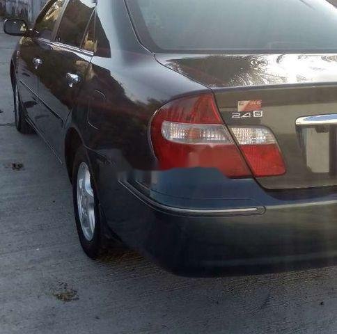 Cần bán gấp Toyota Camry năm 2003 còn mới