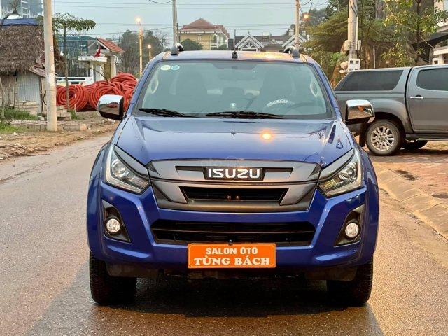 Cần bán xe Isuzu Dmax LS năm sản xuất 2018, ĐK 2019, 1.9L Turbo 4x4 MT