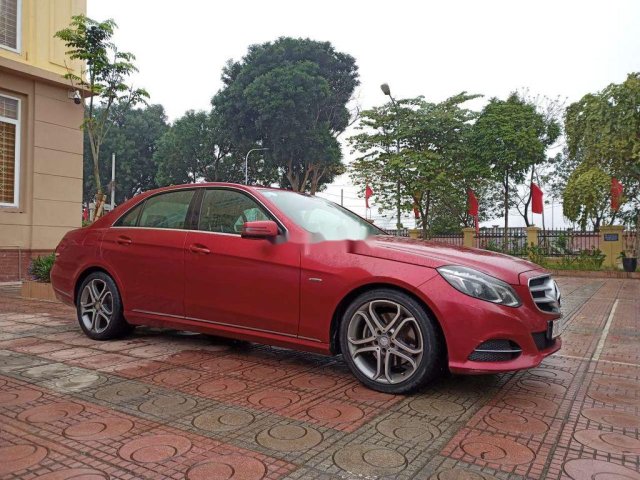 Cần bán lại xe Mercedes E200 sản xuất 2015, xe nhập