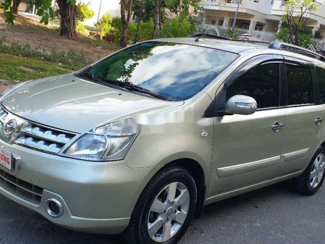 Bán xe Nissan Livina năm 2011 còn mới, giá 325tr0