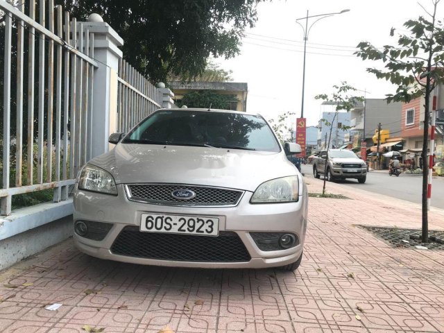 Cần bán lại xe Ford Focus sản xuất năm 2009 còn mới, 210 triệu