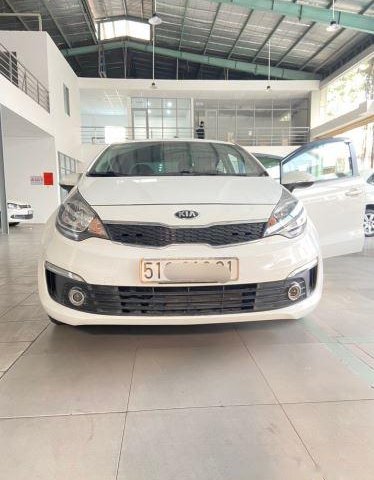 Cần bán xe Kia Rio sản xuất năm 2016, màu trắng, giá tốt