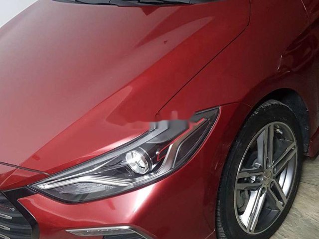 Cần bán xe Hyundai Elantra sản xuất 2019 còn mới, 660tr0