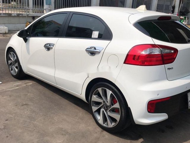 Bán Kia Rio năm sản xuất 2015, nhập khẩu nguyên chiếc còn mới giá cạnh tranh