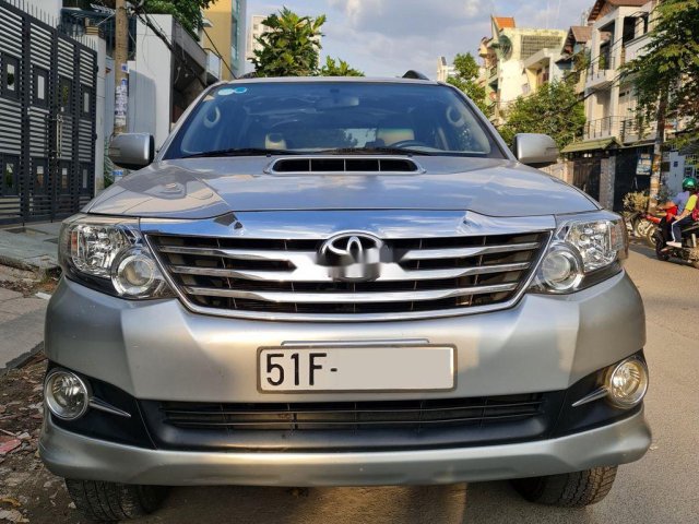 Xe Toyota Fortuner sản xuất 2016 còn mới