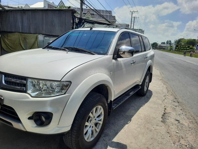 Cần bán lại xe Mitsubishi Pajero Sport 2.4 Diesel 4X2 MT năm sản xuất 20160