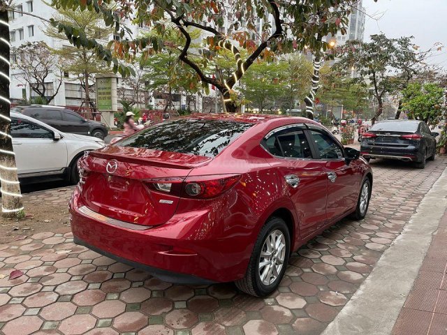 Cần bán gấp Mazda 3 2018, màu đỏ, giá tốt0