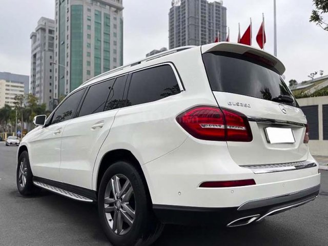 Cần bán lại xe Mercedes GLS 350d 4Matic năm 2016, màu đen, nhập khẩu0