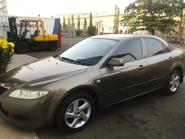 Cần bán lại xe Mazda 6 sản xuất năm 2005, màu nâu, nhập khẩu, giá tốt