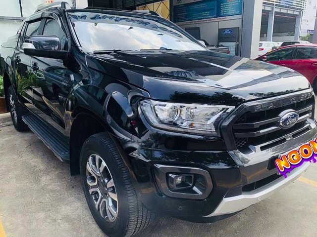 Cần bán xe Ford Ranger Wildtrak 2.0L 4x4 sản xuất năm 2018, màu đen, nhập khẩu