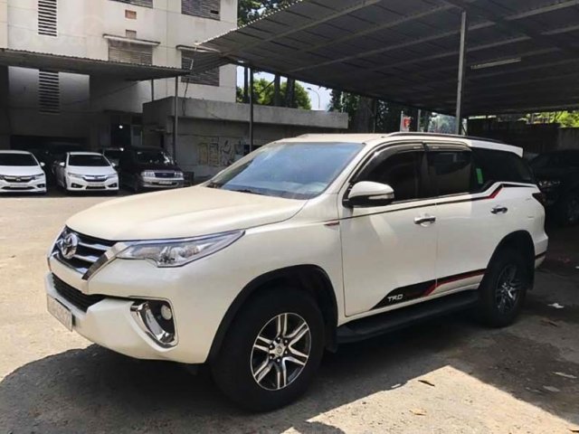 Cần bán Toyota Fortuner 2.8 sản xuất năm 2017, màu trắng, nhập khẩu0