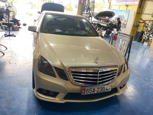 Xe Mercedes E class sản xuất năm 2010 còn mới