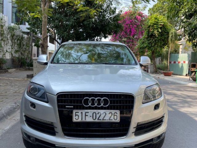 Bán Audi Q7 năm 2007, màu bạc, xe nhập chính chủ, giá tốt0