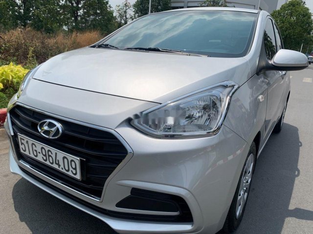 Bán xe Hyundai Grand i10 2019, màu bạc, nhập khẩu 