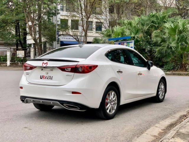 Bán Mazda 3, màu trắng, giá chỉ 620 triệu, giá cả hợp lý0