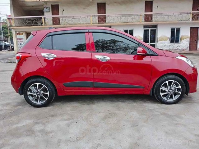 Bán Hyundai Grand i10 sản xuất năm 2020, màu đỏ 