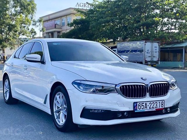 Cần bán gấp BMW 5 Series đời 2019, màu trắng, nhập khẩu