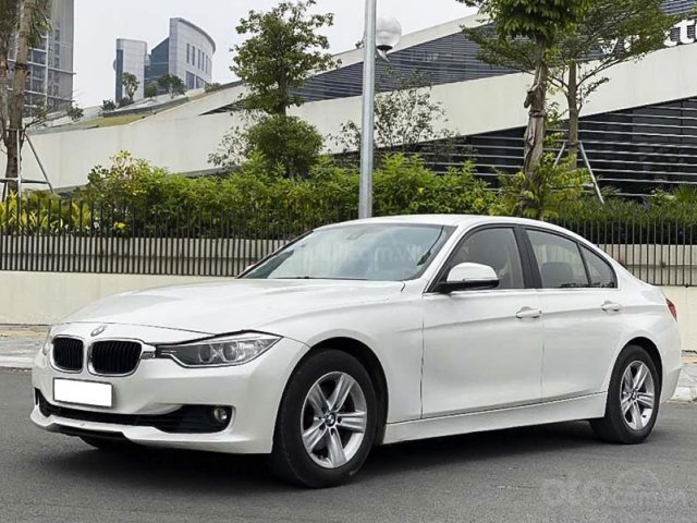 Cần bán BMW 3 Series 320i đời 2014, màu trắng, nhập khẩu0