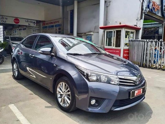 Cần bán gấp Toyota Corolla Altis sản xuất 2015 chính chủ, giá tốt