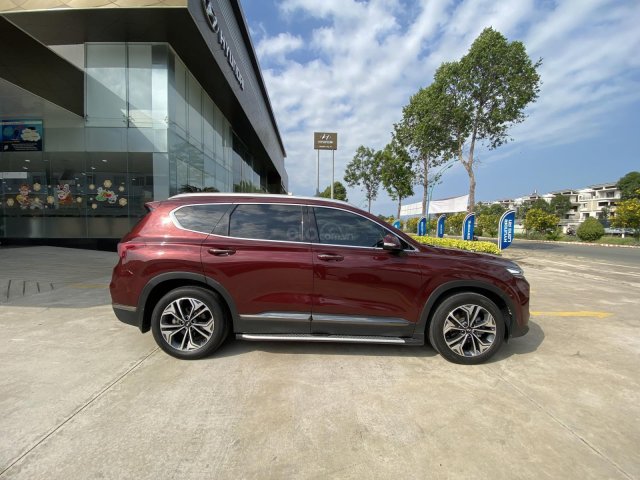 Hyundai Santafe 2019, đi 14.000km- xe đẹp xuất sắc - giá 1ty095 - hỗ trợ trả góp 70% giá trị xe0