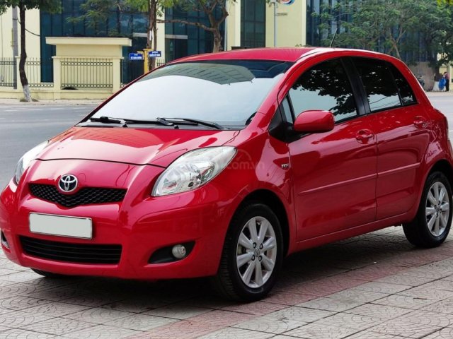 Yaris nhập Thái chính chủ công chức thuế Hà Đông