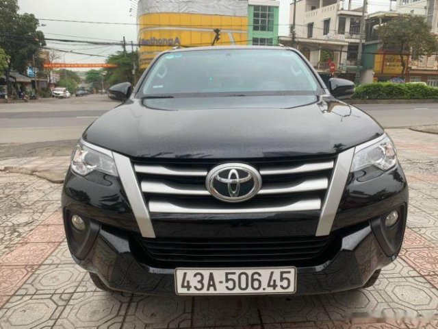 Cần bán Toyota Fortuner 2.4G sản xuất năm 2019, màu đen, 935tr0