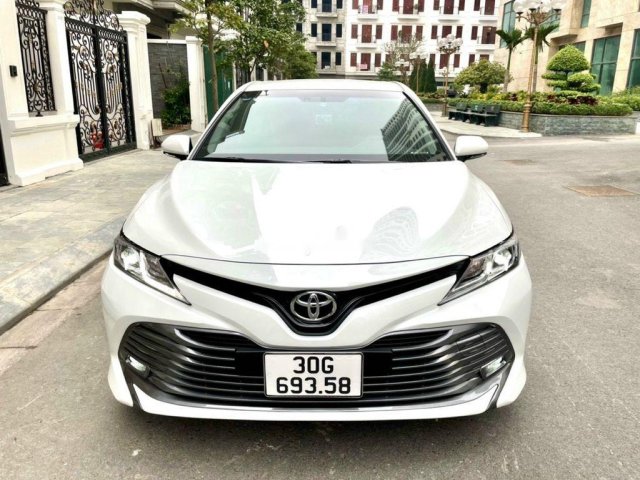 Bán ô tô Toyota Camry 2.0G sản xuất năm 2020, xe nhập