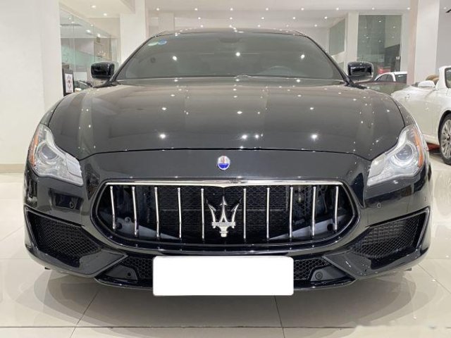 Cần bán Maserati Quatroporte GTS năm sản xuất 2013, màu đen