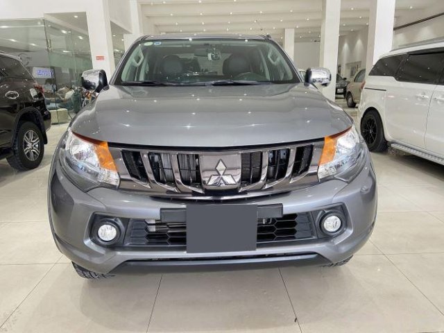 Bán ô tô Mitsubishi Triton 4x2 AT năm 2019, màu xám, nhập khẩu