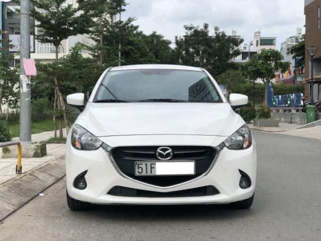 Bán Mazda 2 sản xuất 2015, màu trắng còn mới0