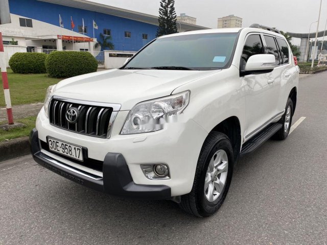 Cần bán gấp Toyota Land Cruiser Prado năm 2011, xe nhập