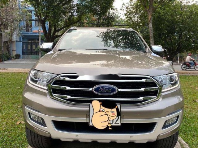 Xe Ford Everest năm sản xuất 2019, nhập khẩu