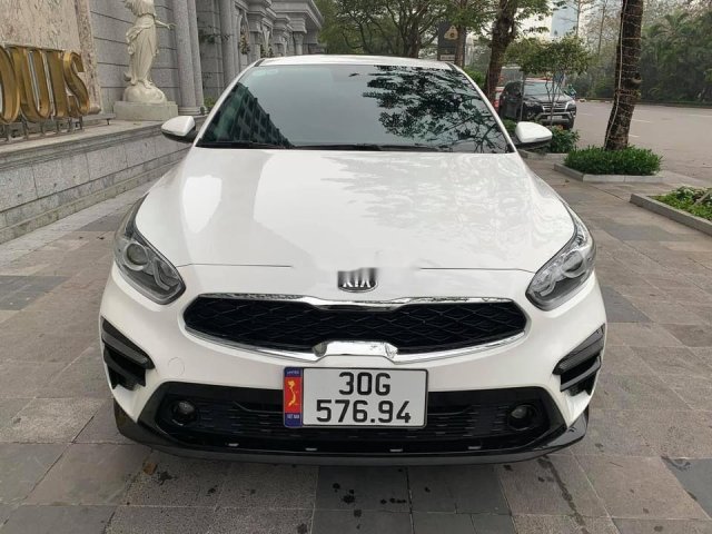 Cần bán gấp Kia Cerato năm 2020, giá chỉ 665 triệu