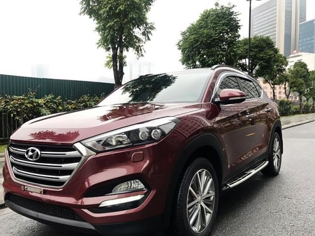 Bán Hyundai Tucson sản xuất năm 2016, nhập khẩu nguyên chiếc còn mới giá cạnh tranh0