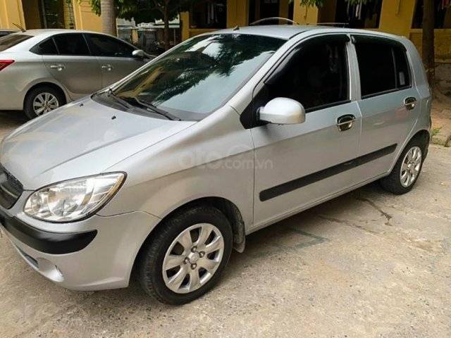 Cần bán xe Hyundai Getz sản xuất năm 2009, màu bạc, nhập khẩu còn mới0