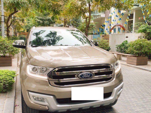 Cần bán xe Ford Everest đăng ký 2016, màu vàng nhập khẩu giá tốt 870 triệu đồng0