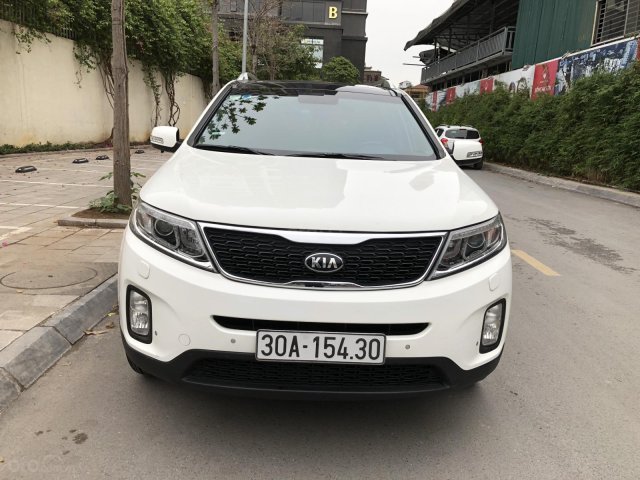 Bán xe Kia Sorento 2014 màu trắng, 1 chủ từ đầu, cực giữ gìn